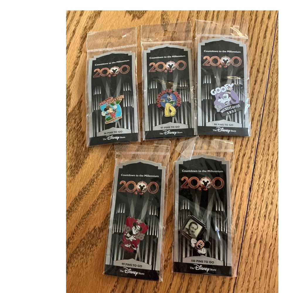 Disney Store Countdown to the Millennium Pins Set of 5 97-101 Walt Mickey Minnie